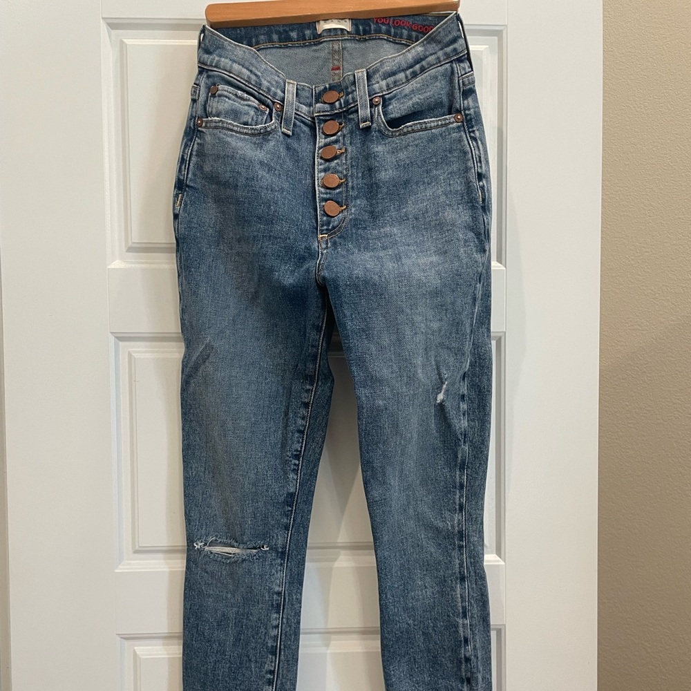 Alice + Olivia exposed button jeans, zip hem, good high rise